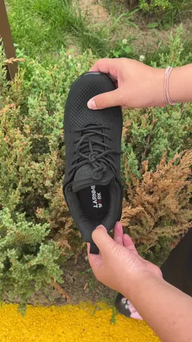 A post by @berdievgabinii on TikTok caption: #tiktokshop #dealsforyoudays #shoes #womenshoes #menshoes #waterproofshoes 