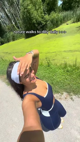 A post by @katiannjo_ on TikTok caption: professional dilly dallier 