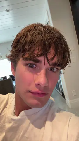 A post by @sax10n on TikTok