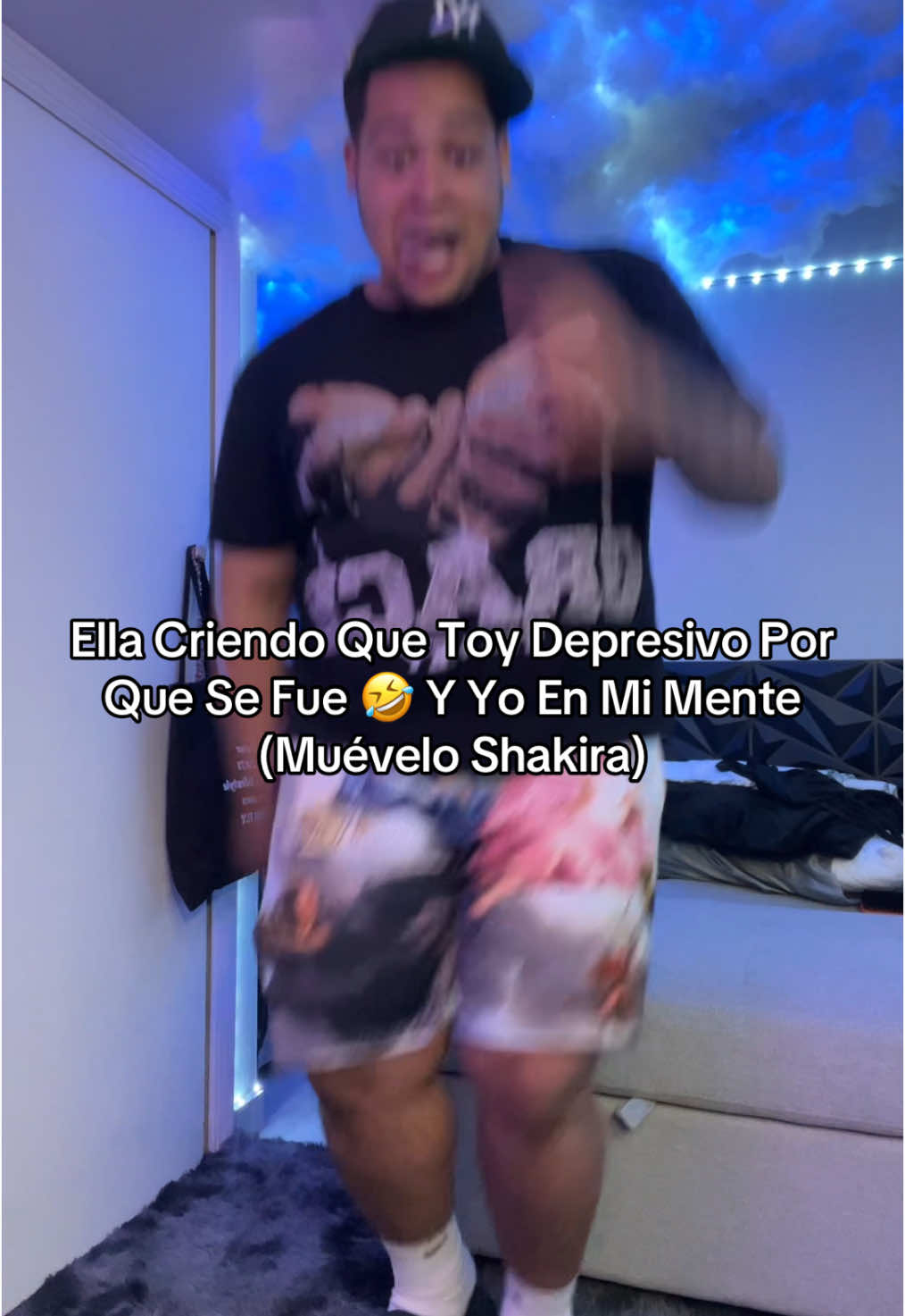 A post by @ajsowaveyyyofficial on TikTok caption: 🤣🤣🤣🤣 #fyp #parati 