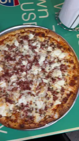 A post by @iluvceomomotion on TikTok caption: MY BRUDDA GOT FAITH IN ME😤 #SAVED #food #foodtiktok #papaangelos #foodchallenge #oklahoma #okc #foodchallenges #hungry #mukbang #mukbangeatingshow #live #liveforthechallenge #pizza #pizzachallenge #cheese #meat #onion #meatballs #fyp 