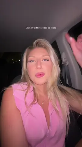 A post by @ladyaguilera2.0 on TikTok caption: When Huda said, would it make a difference if I was ugly? Why yes it would lol #fyp #fypシ #loveisland 