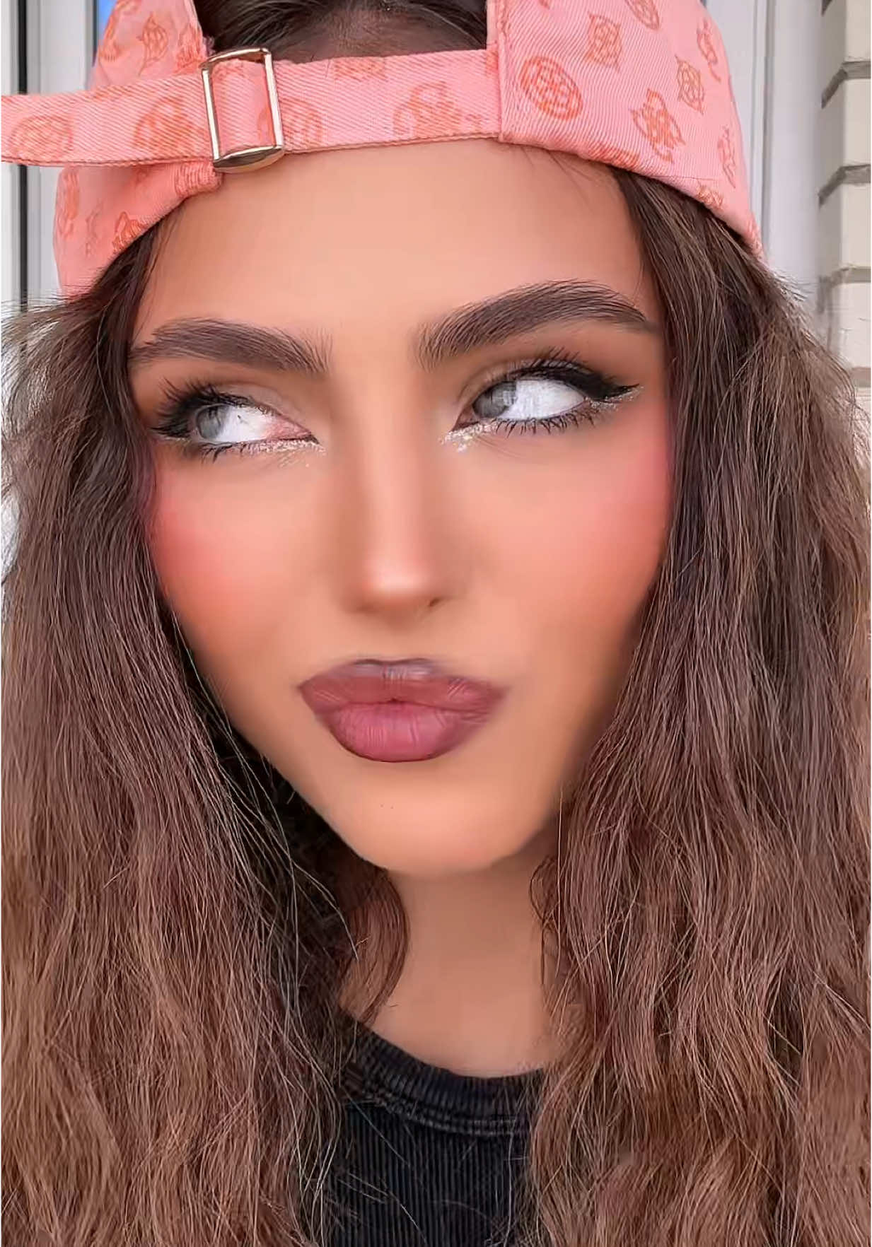 A post by @vanistrimer on TikTok caption: Meow 🐈‍⬛ 