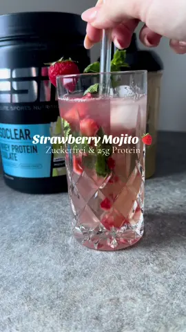 A post by @esncom on TikTok caption: IsoClear Mojito - haben wir eben wieder gerestocked für euch! 🍋‍🟩 #esn #isoclear #mojito #strawberrymojito 