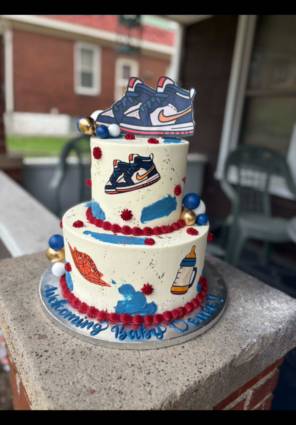 A post by @miathedecorator on TikTok caption: Baby shower ☺️