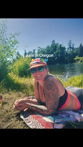 A post by @itsloganmarie on TikTok caption: Nothing better than a PNW summer 🌸🌿