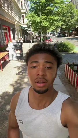 A post by @brooklyn_oy on TikTok caption: Erstes und letztes Mal Matcha 🍵 sie war aber so nett liebe Berlin 