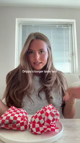 A post by @ninahouston on TikTok caption: Eerlijke review van Drippy’s burgers 🍔🥰 Taste test!! #tastetest #drippysburgers #FoodTok #viral #trywithme #food #burger 