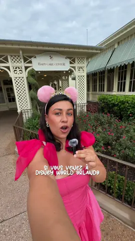 A post by @maitresse_mariemartinat on TikTok caption: 📍Le Baby Care Center 👶🏼 🍼 Le lieu secret des parents à Disney✨ Calme, clim, change, allaitement, biberon… tout est prévu ! Peu de gens le savent, alors partage à ceux qui en auront besoin ! 🙌🏼 #parents #enfants #momtobe #disneytips #parentsdisney #babycarecenter 
