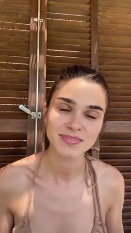 A post by @theorose on TikTok caption: La noi, până și pisica se dă cu SPF, deci clar nu am nicio scuză să uit să-mi ung toată casa din cap pana-n picioare. 😅 De la mic la mare, fiecare are crema lui, aleasă de pe @notino_ro după mofturi, nevoi și preferințe de parfum. Mai sus vă povestesc ce-am folosit vara asta: produse care și-au facut bine treaba. Sper să vă inspire și să vă prindă soarele doar frumos, nu usturător! 🌞🧴🐾 #ad