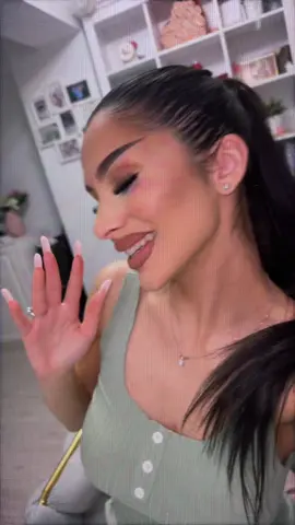 A post by @ana_vasile9 on TikTok