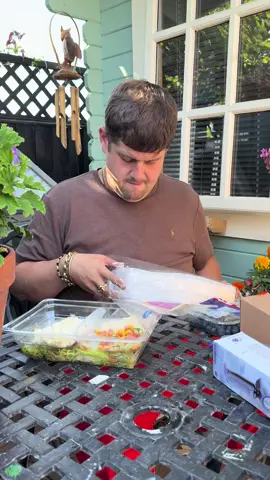 A post by @lawrencetiktok90 on TikTok caption: Reusable plastic split tubs perfect for snacks bbq party’s picnic pack lunches 