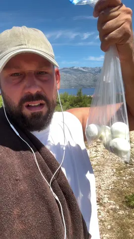 A post by @kiki_ajmo on TikTok caption: Frühstück #0 #CapCut 