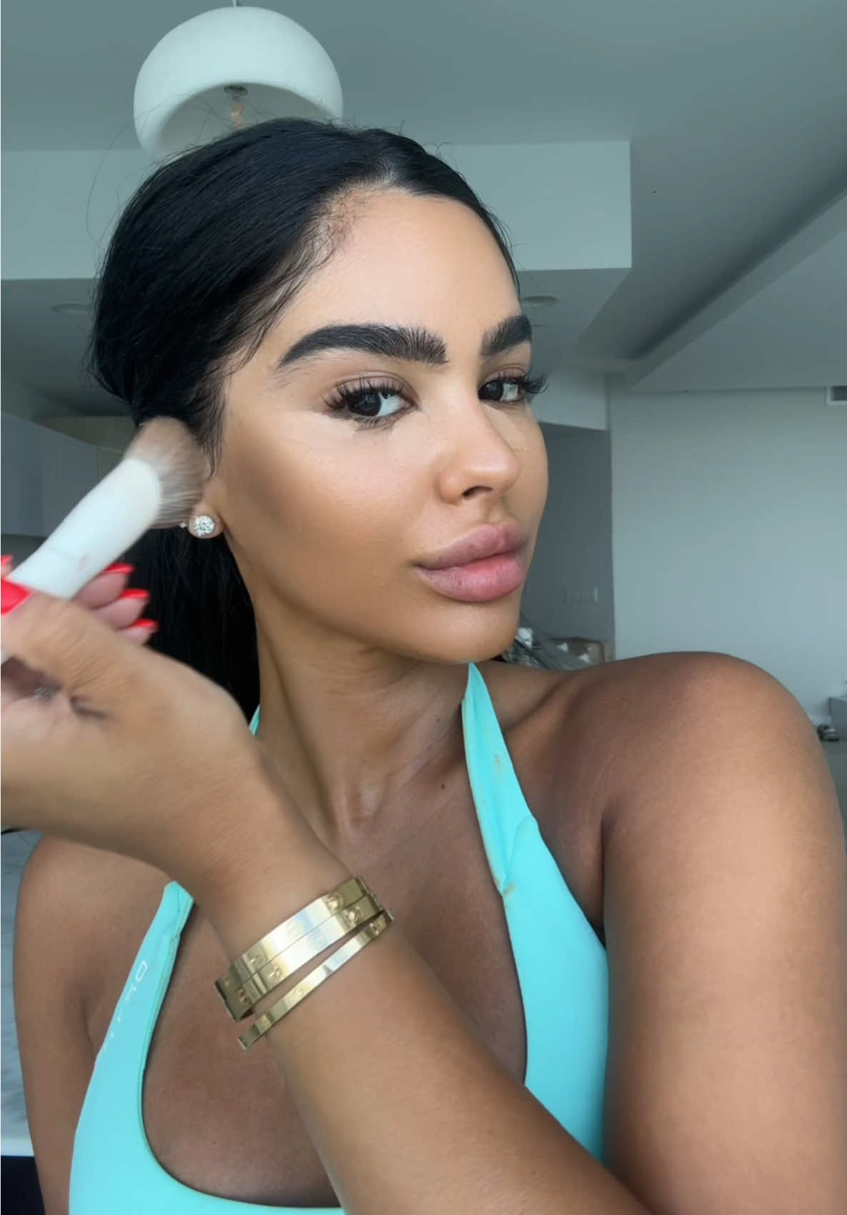 A post by @amayaliacolon on TikTok caption: little daytime glam ✨