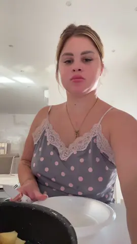 A post by @carmenborr3 on TikTok caption: Buon appetito😘
