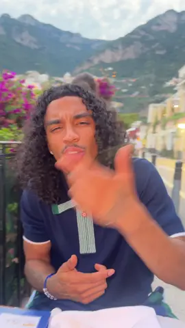 A post by @jaycincoo on TikTok caption: If u want her to stop trippin Take her onna trip den 🏀🦈🇮🇹 #fyp #jaycincoo @Lala Baptiste✨ 