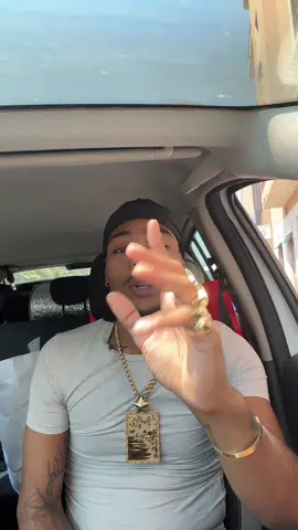 A post by @artiestar on TikTok caption: Tara bene quel che dici..