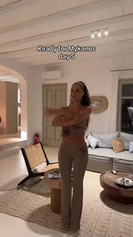 A post by @soccins on TikTok caption: PRONTEEEEE 😂🧜‍♀️