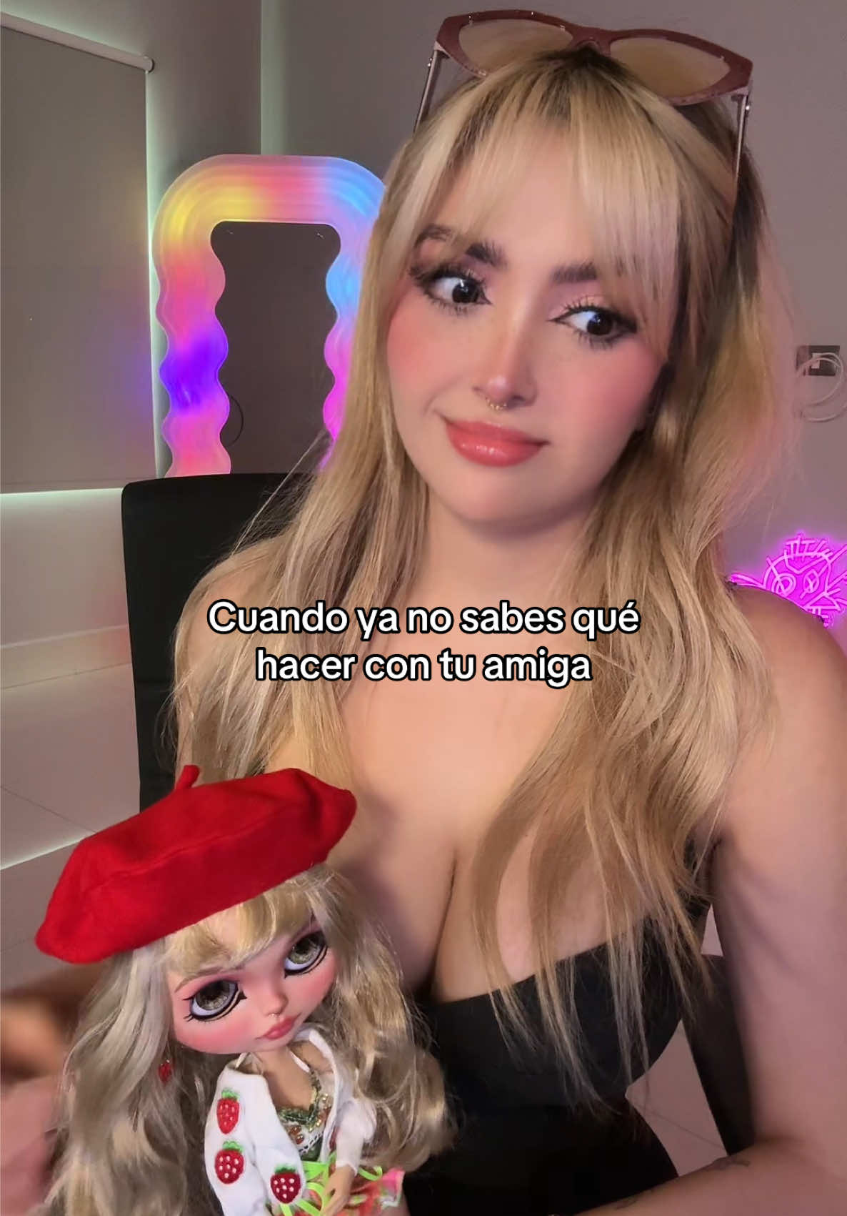 A post by @arigameplays on TikTok caption: SOS #arigameplays #fyp 