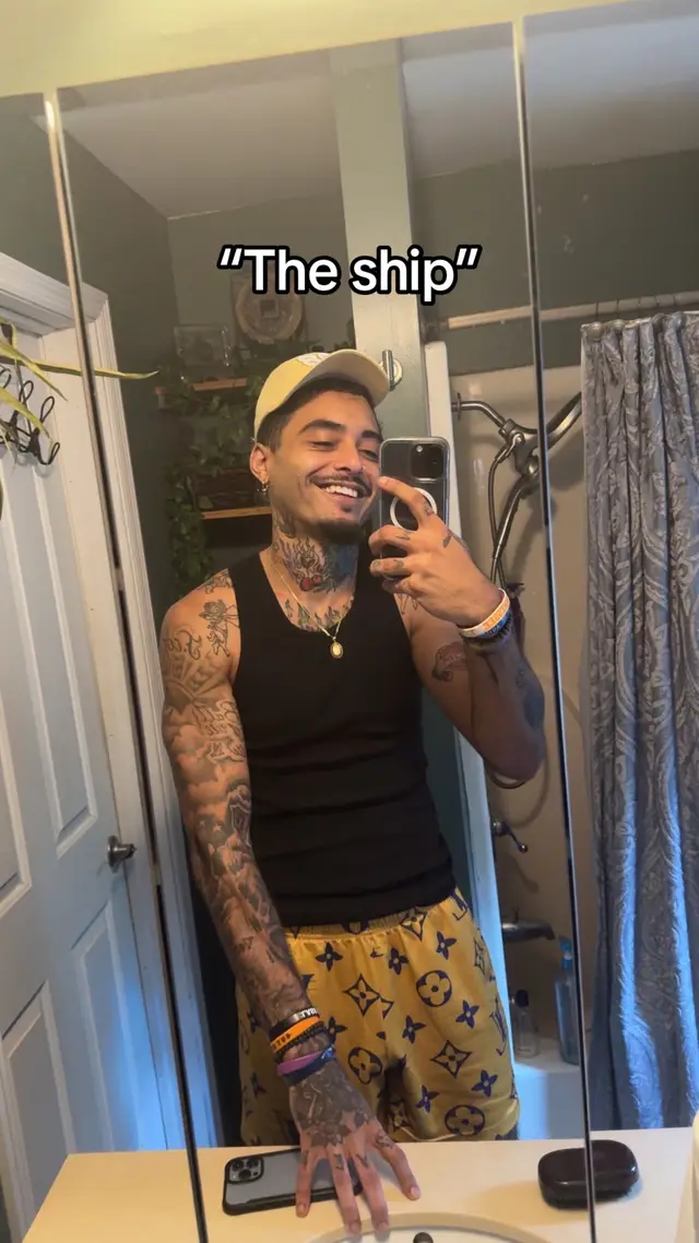 A post by @itsromebaby on TikTok caption: I got my rainbow:)