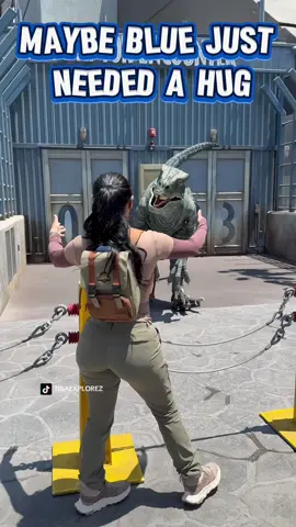A post by @tinaexplorez on TikTok caption: Training dinosaurs on my free time #jurassicparkrebirth #jurassicpark #ootd #dinosaur #blowthisupforme #viral #foryou #universalstudioshollywood 