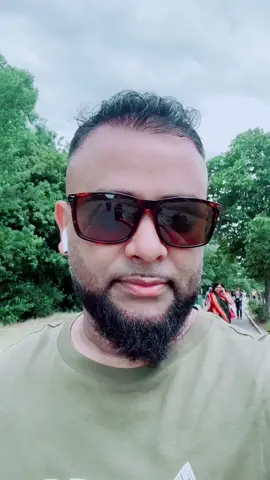 A post by @zinuktalukdar7777 on TikTok caption: 💃💃💃#everyone #tik_tok #fouryourpage #tending #fyp #zinuk7777 #👍👍👍 