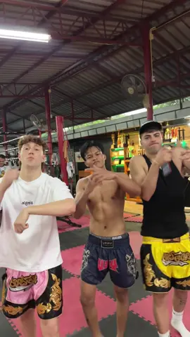 A post by @angydibyy on TikTok caption: oggi muay thai