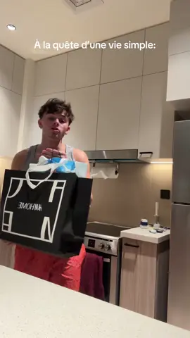 A post by @maelplat on TikTok caption: Qui est comme moi ?