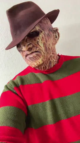 A post by @welcome_to_elm_street on TikTok caption: Da Me Um Grrrrrrrrrrr Trend #grrr #dameungrrr #Trend #TrendingSound #Fyp #Foryou #GoViral #Viral #FreddyKrueger #Sound #Funny #viraltrend 