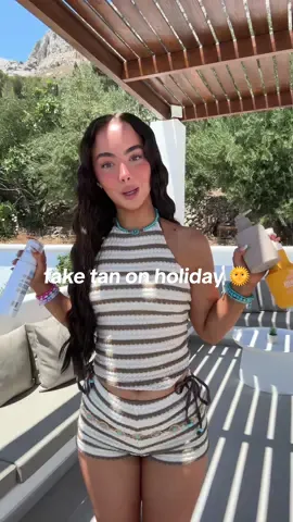 A post by @chynasolder on TikTok caption: how to fake tan on holiday (from the queen of fake tan) 💅🏽 #holiday #faketan #faketanning #holidaytan #tips #tanningtips @Grays Norfolk LTD @EFFN BEAUTY @Sol de Janeiro 