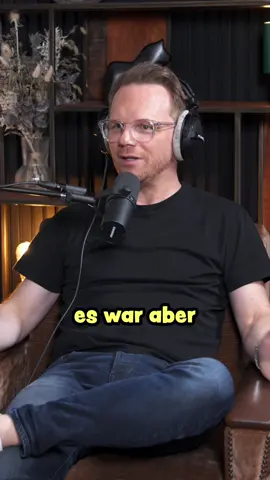 A post by @ralfschmitzoffiziell on TikTok caption: Jetzt die neue Folge Spontanorama hören! 🙏😉