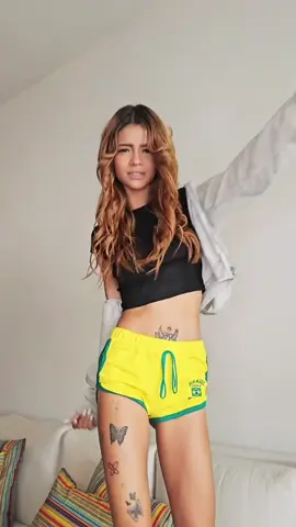 A post by @apex_valentina on TikTok caption: It’s gonna be alright 🤪 #streetdance #Latina #dance #cute #Tatcha #fyp #foryoupage #funny #fypシ゚viral #foryou #foryourpage 