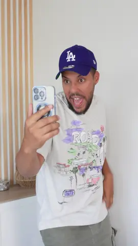 A post by @malikbouti on TikTok caption: Le daron a pas kiffé la trend 😂 #humour #sketch 