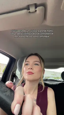 A post by @giadaabosetti on TikTok caption: lo supero anche con una distanza di 2km, però l’occhio cade sempre 