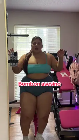 A post by @nanzie_peachez on TikTok caption: Casi 20 años bailando y cantando  #bombonasesinochallenge  #gymmotivation #curvybodies 
