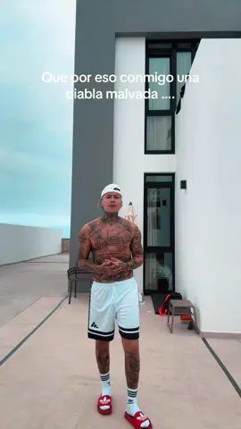 A post by @blessd on TikTok caption: Mi verso favorito …