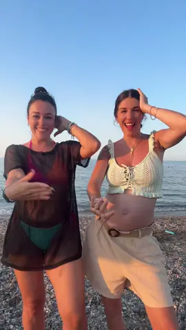 A post by @juliamenugarcia on TikTok