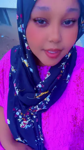 A post by @guribila267 on TikTok caption: #somalitiktok #somlilandtiktok2023💚❤🤍 #somalitikt💚❤🤍 #VoiceEffects #vaiprofycaramba #VoiceEffects #standwithkashmir #🤪🤪🤪🤪🤪 