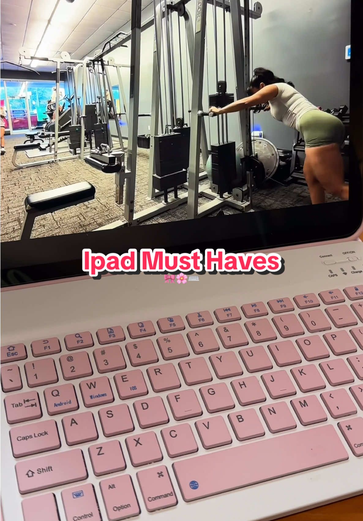A post by @nanzie_peachez on TikTok caption: Tech must have ⌨️🎀 #ipad #ipadkeyboard #techtok 
