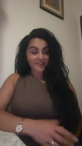 A post by @ on TikTok caption: #fly❤️🥰 #no ce mândre mai suntem 😅😁😅