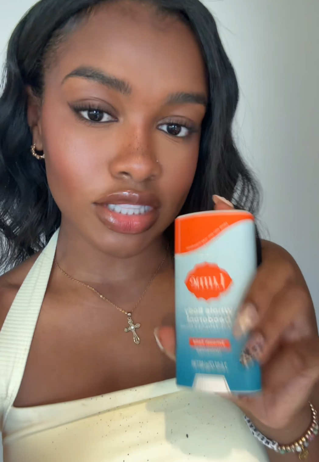 A post by @charismastev on TikTok caption: This is my 2nd video about this bc I love products that WORK. Not an ad, no gifting or TikTok shop 🙏 just tired of smelling must on the street sometimes so we gotta tap in 🤓 #deodorant #skincare 