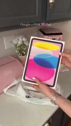 A post by @michaelduvallxo on TikTok caption: you know pink is my favorite color 💕 #fyp 