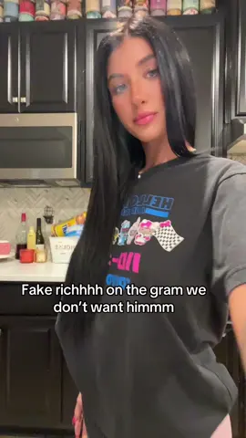 A post by @kyleedeweese1 on TikTok caption: #fyp #foryou 