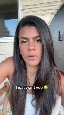 A post by @toniromitimusic on TikTok caption: New hair who dis 😆