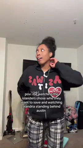 A post by @alrightchante on TikTok caption: my genuine reaction #loveisland #loveislandusa #loveislandvilla #loveislandusaseason7 #fyp #foryou 