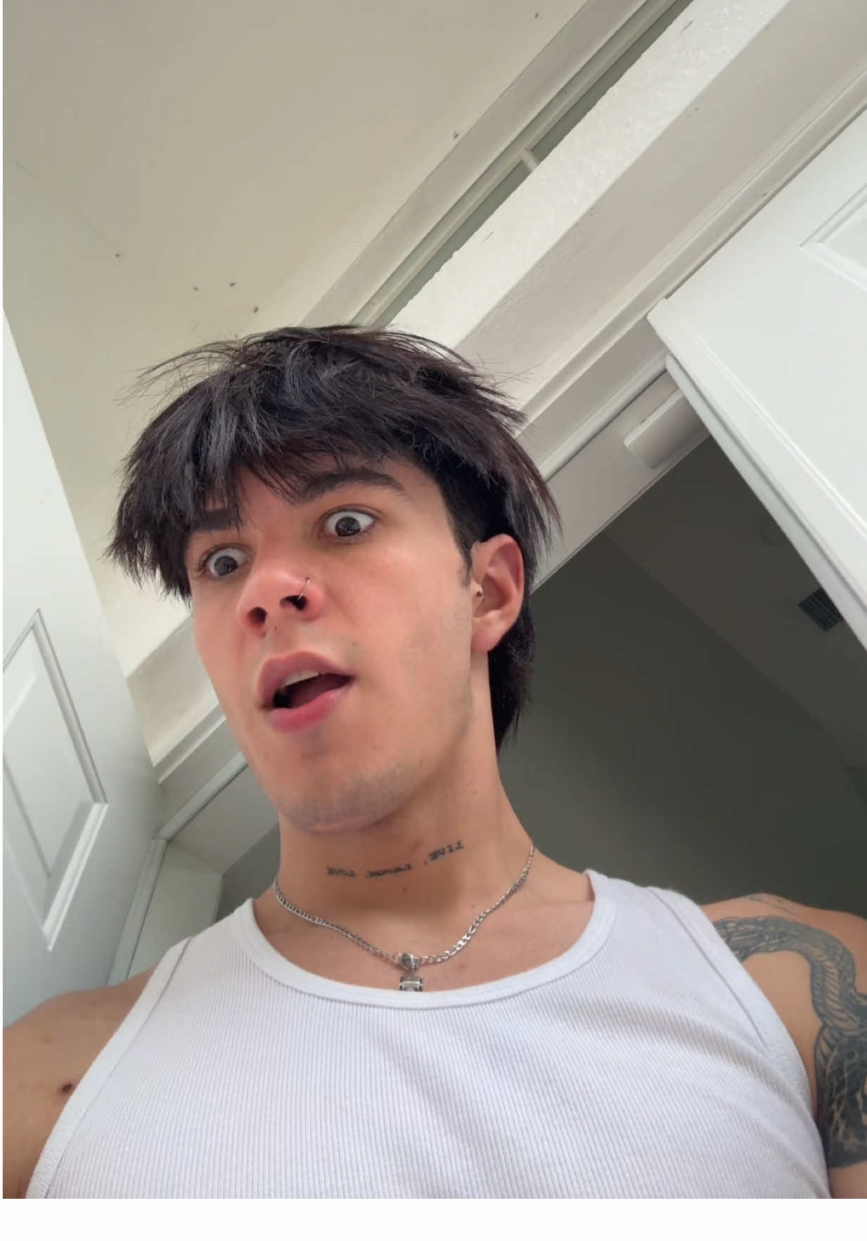A post by @carlhoos_ on TikTok caption: AHHHHH😍🥹 #carlosalbertofuentes #carlosalberto #carlhoos_ 