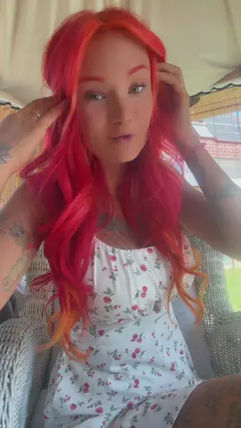 A post by @annidemieche on TikTok caption: Du hast das Zeug zum Superhelden 🦸🏽‍♂️ 🤍🌹