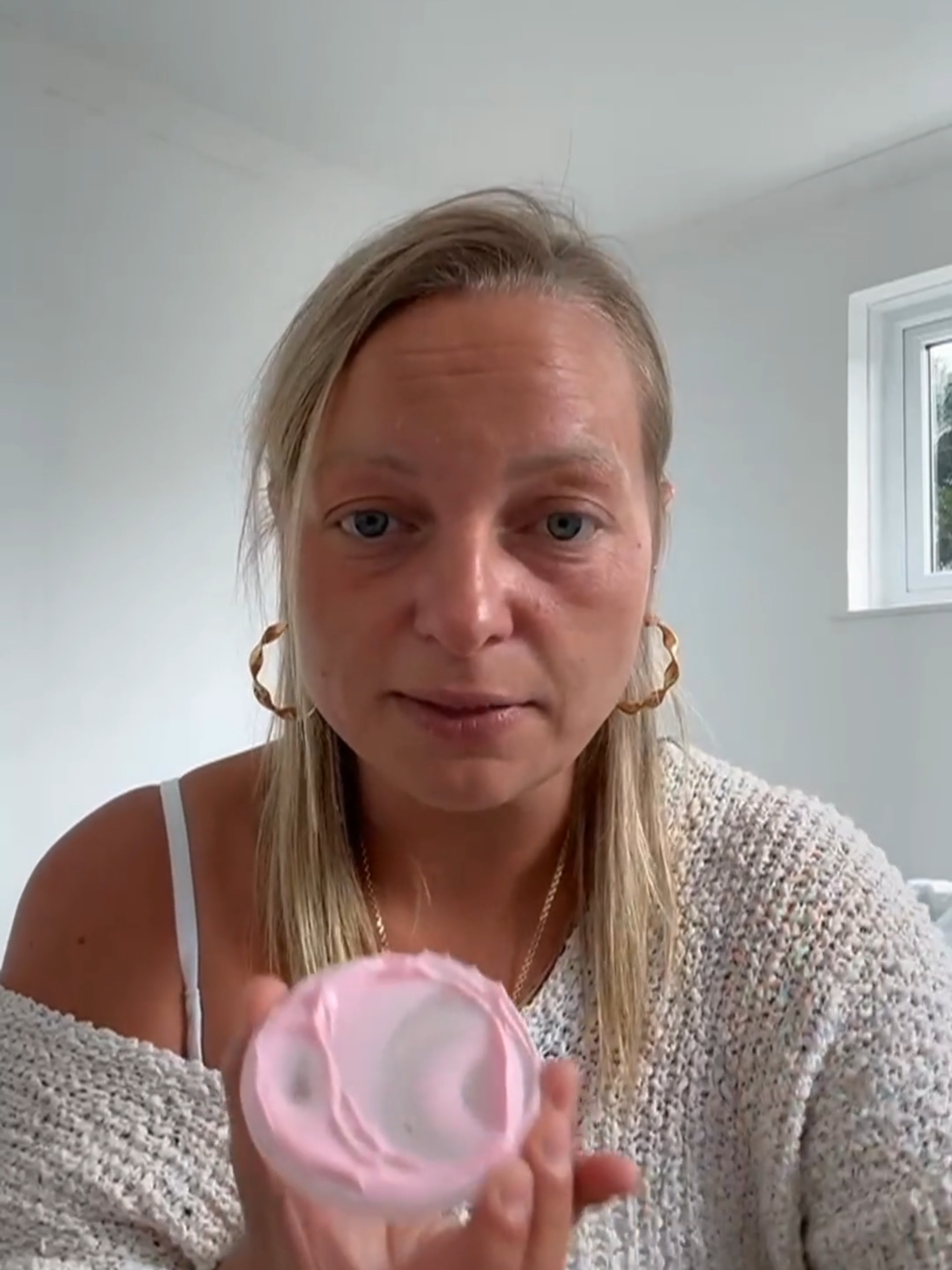 A post by @thesmithyfamily on TikTok caption: Too pretty not to try #teamsmithy #tiktokmademebuyit
