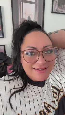 A post by @mammaculinaria on TikTok caption: So happy 😍😍😍 #vacation#napoli#italy#holiday#mammaculinaria