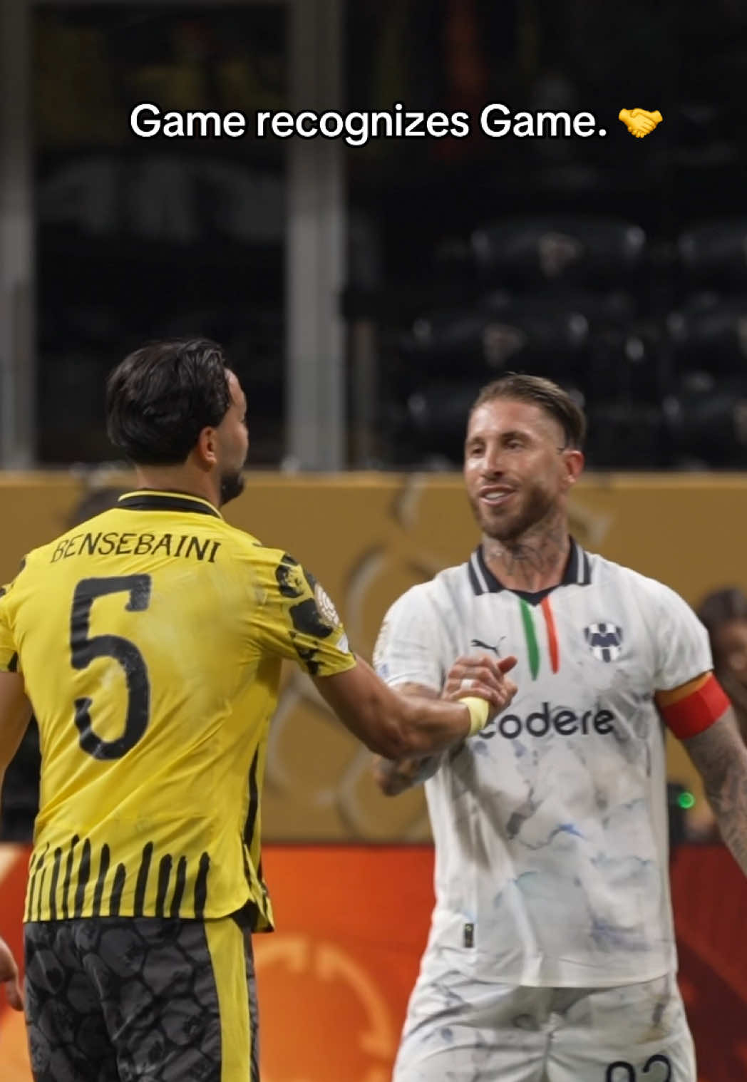 A post by @bvb on TikTok caption: Respect. 🤝🇩🇿
